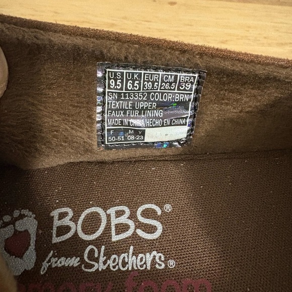 Bobs Skechers Shoes Womens 9.5 Chill Lugs Urban Spell Cabin Slip On 113352 Brown - Picture 8 of 8